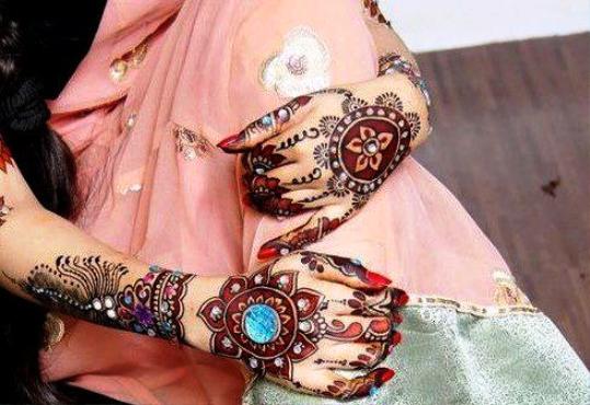 Latest Beautiful Henna Mehndi Designs Collection 2012-13 For Bridal (4)